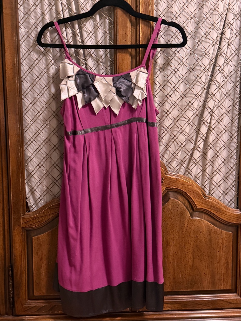 Kimchi Blue Urban Outfitters Magenta Ruffle Babydoll Dress SIZE LARGE